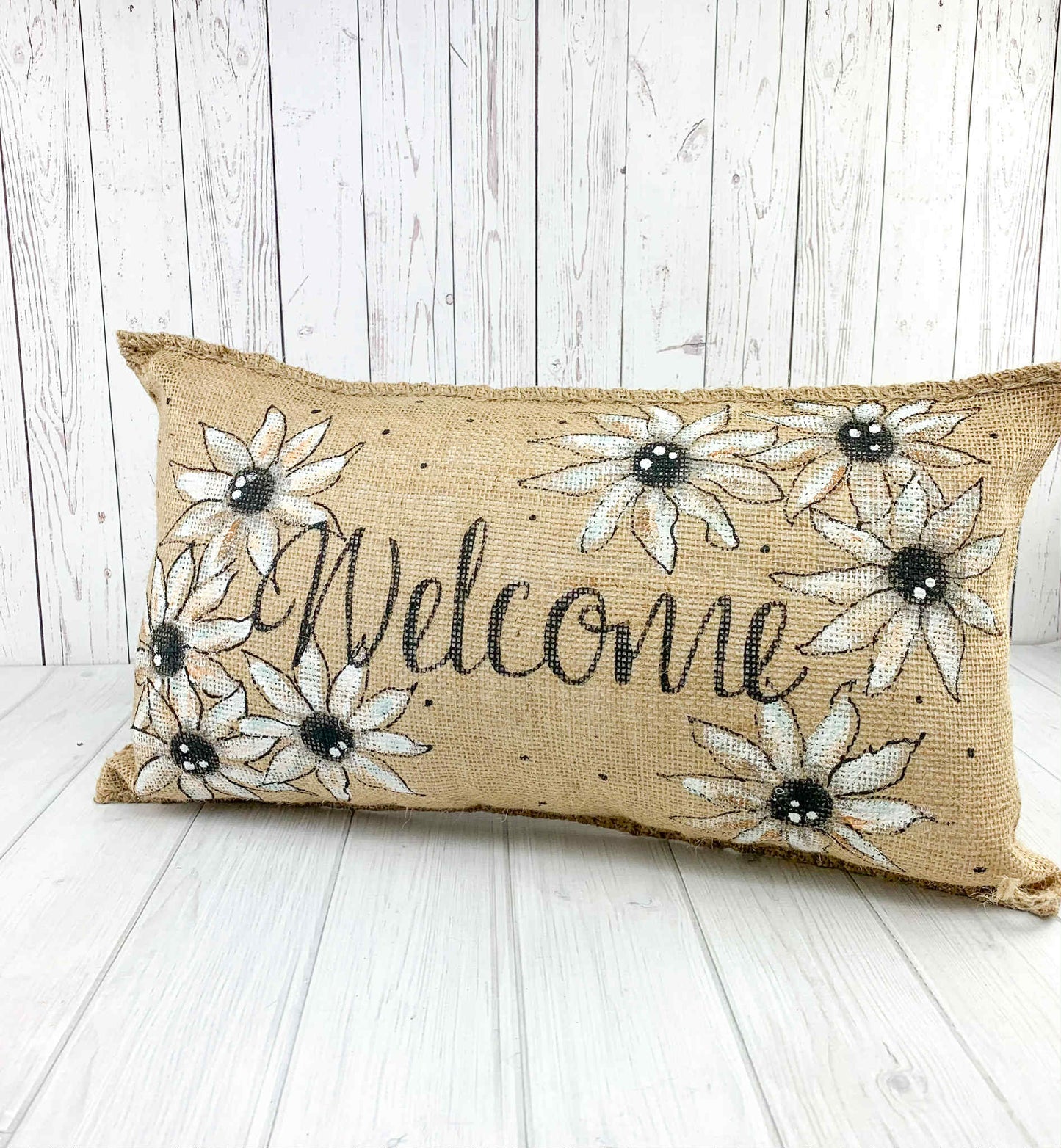 Daisy Welcome Pillow