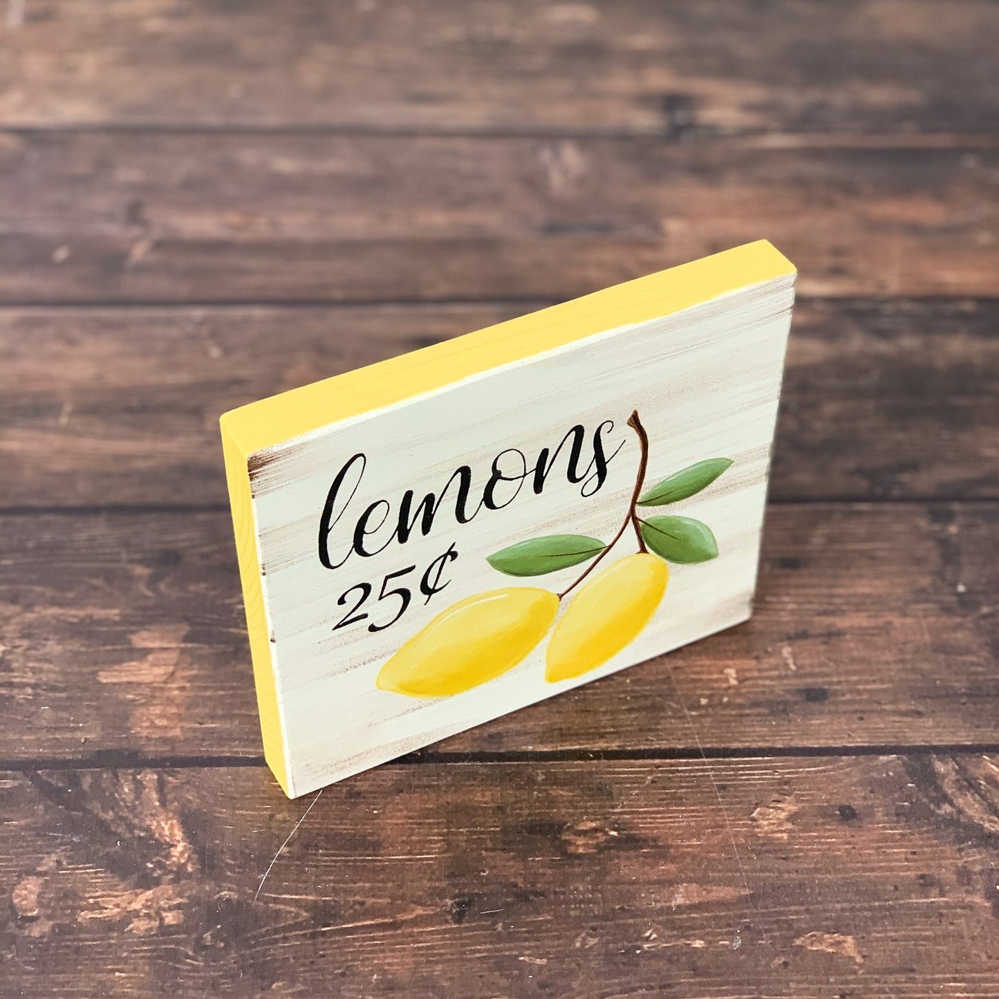 Lemon's 25¢