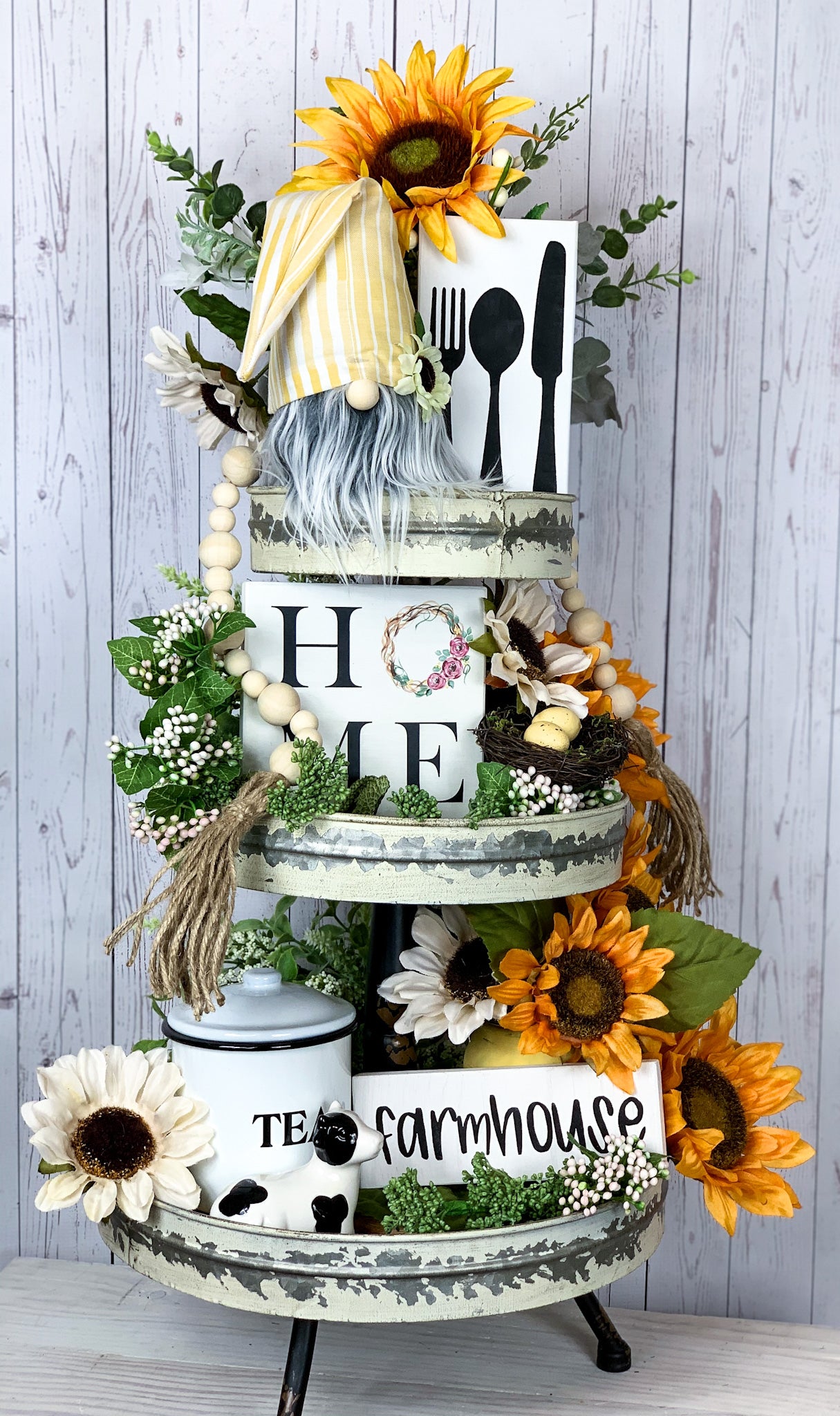 Farmhouse tiered tray sign