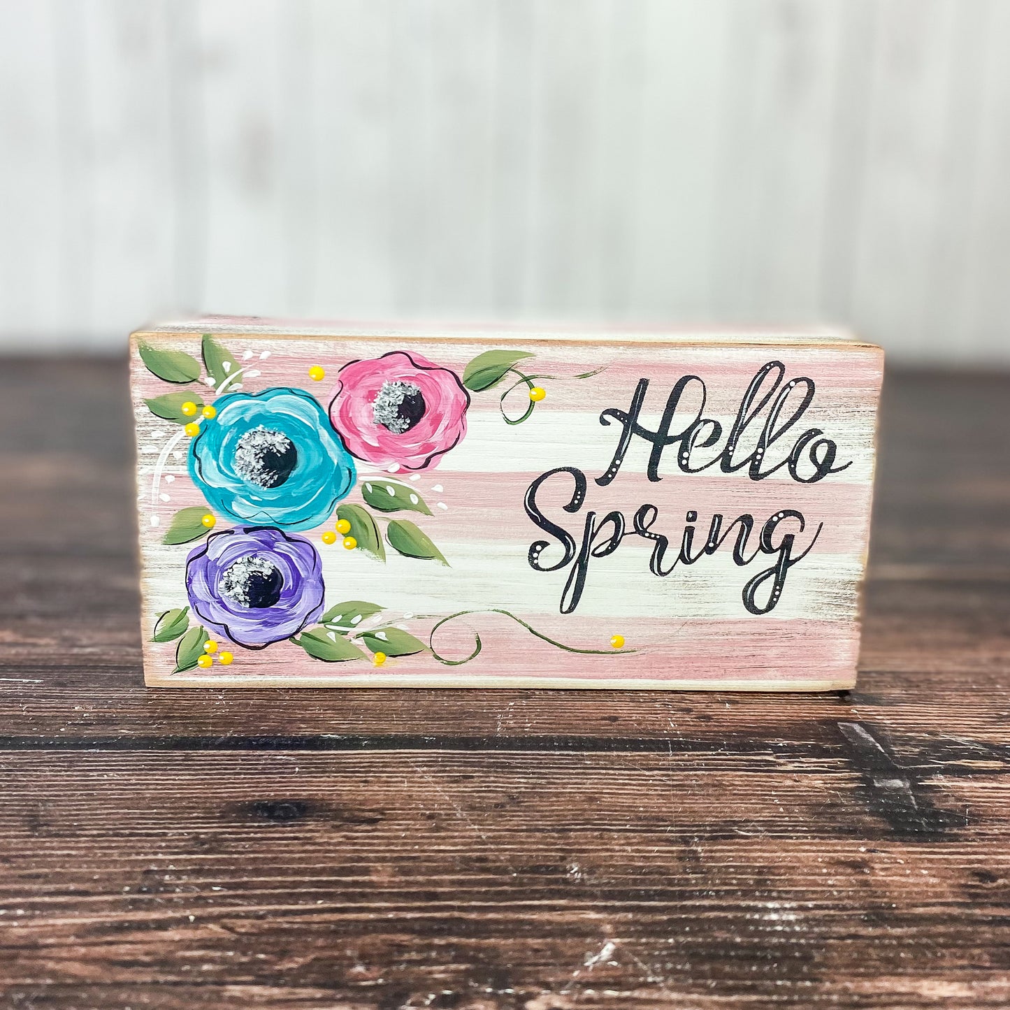 Hello Spring Shelf Sitter