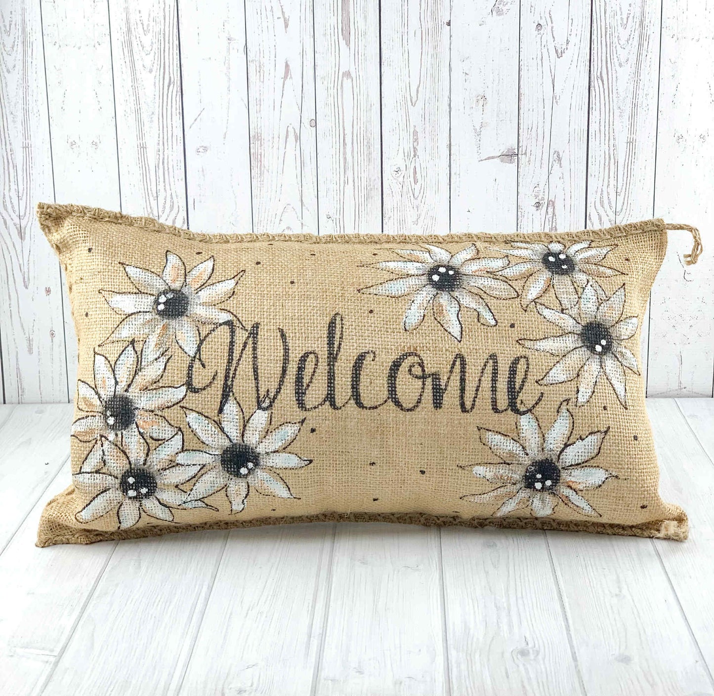 Daisy Welcome Pillow