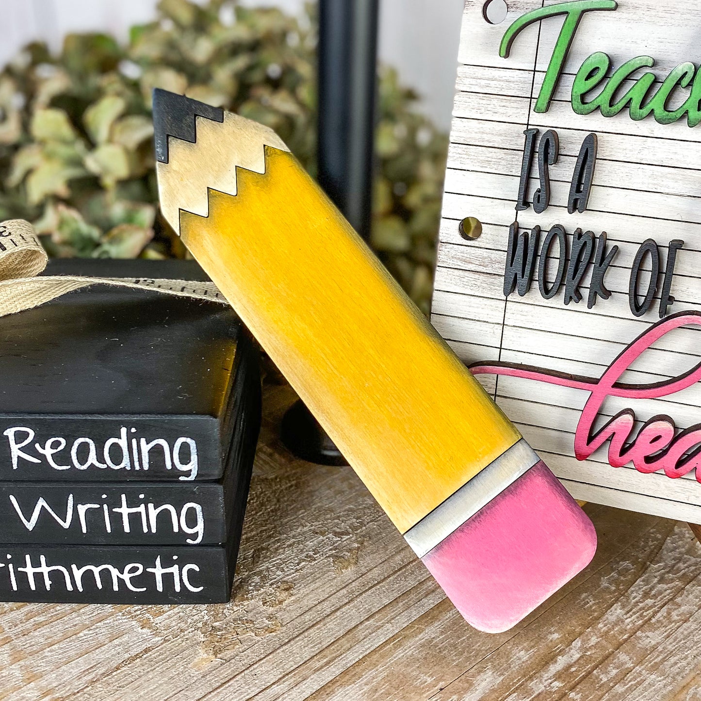 Pencil Sign