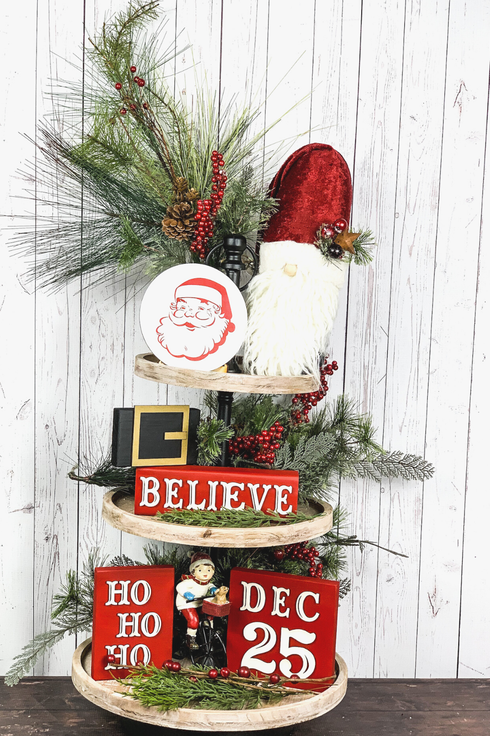 Santa belt sign